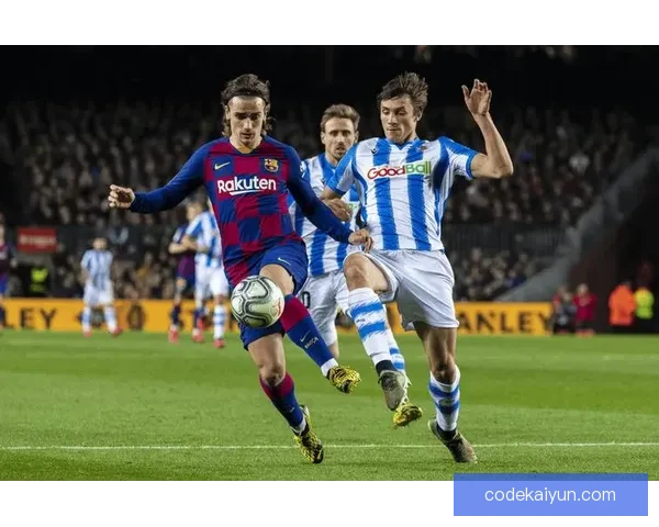 西蒙尼球队风格以防守稳固和战术纪律著称，本赛季表现稳健